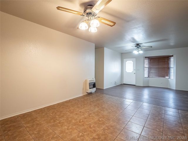 400 W Coal Avenue, Mcalester, OK 74501