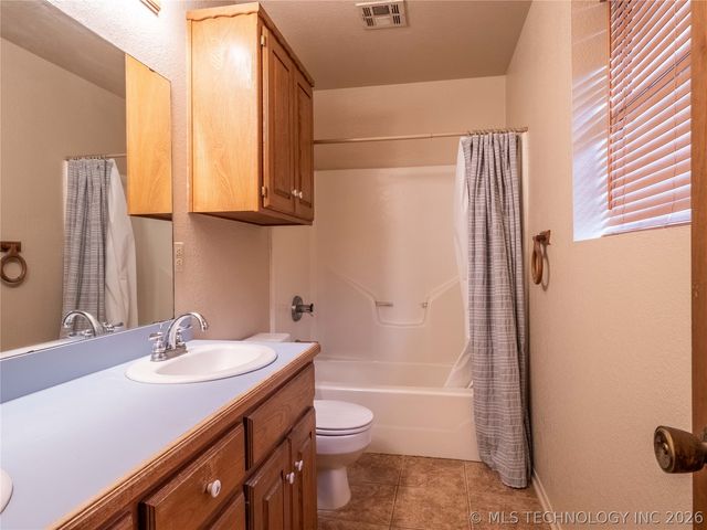 400 W Coal Avenue, Mcalester, OK 74501