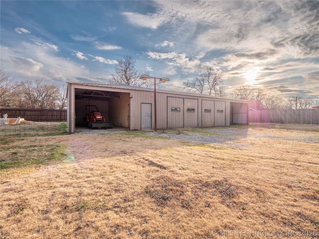 400 W Coal Avenue, Mcalester, OK 74501