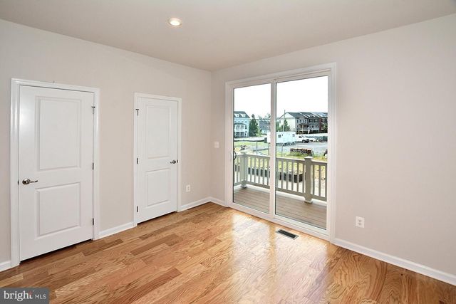 43398 APPLE ORCHARD SQ, Ashburn, VA 20148