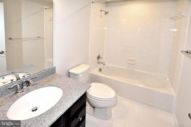 43398 APPLE ORCHARD SQ, Ashburn, VA 20148