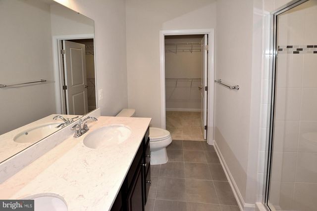 43398 APPLE ORCHARD SQ, Ashburn, VA 20148