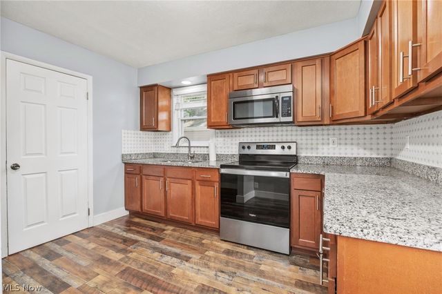 347 N Lyman Street, Wadsworth, OH 44281