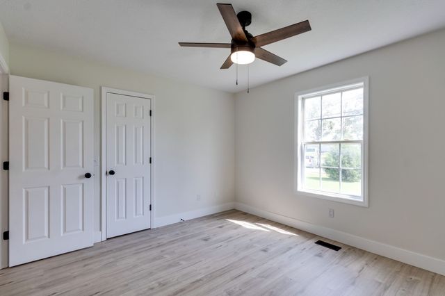 103 Robin Hood Rd, Hohenwald, TN 38462