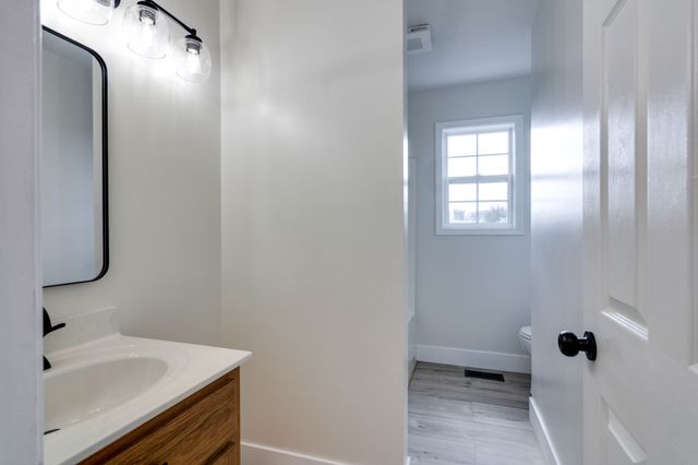 103 Robin Hood Rd, Hohenwald, TN 38462