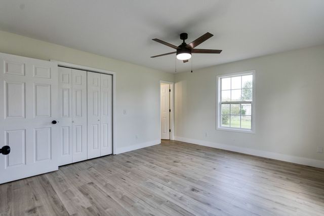 103 Robin Hood Rd, Hohenwald, TN 38462