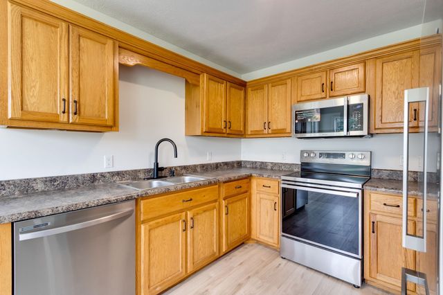 103 Robin Hood Rd, Hohenwald, TN 38462
