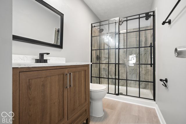 5807 Timber Lake Way, Indianapolis, IN 46237