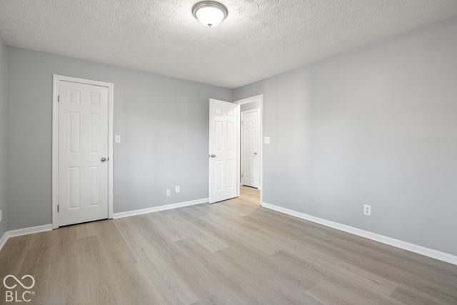 5807 Timber Lake Way, Indianapolis, IN 46237