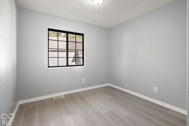 5807 Timber Lake Way, Indianapolis, IN 46237