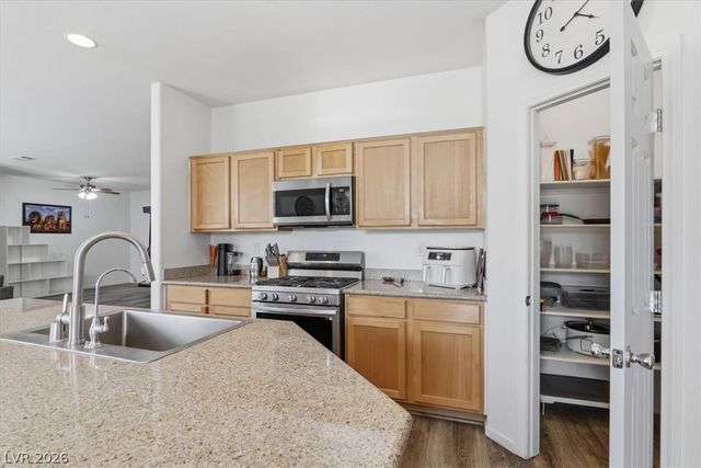 2571 Early Sky Court, Las Vegas, NV 89142