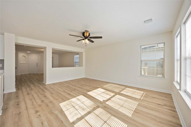 2722 Skyview Downs Drive, Houston, TX 77047