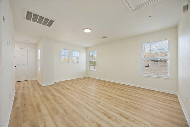 2722 Skyview Downs Drive, Houston, TX 77047