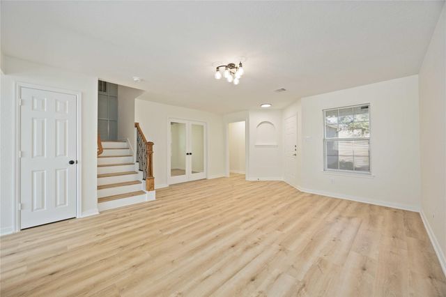 2722 Skyview Downs Drive, Houston, TX 77047