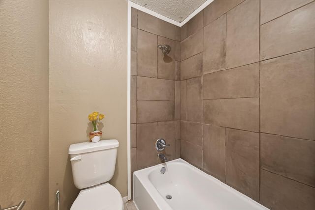 1500 Bay Area Boulevard 208, Houston, TX 77058