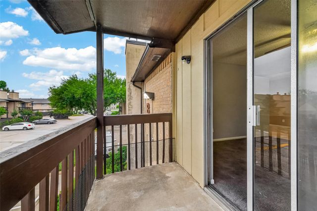 1500 Bay Area Boulevard 208, Houston, TX 77058