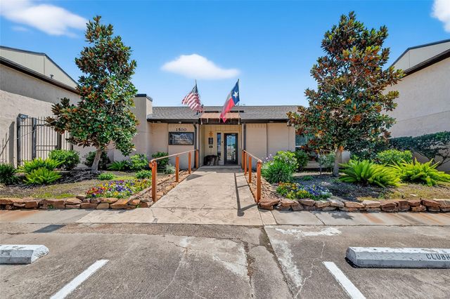 1500 Bay Area Boulevard 208, Houston, TX 77058