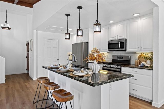 2591 Jacobs Street, Hayward, CA 94541