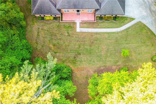 1664 Lilburn Stone Mountain Road, Stone Mountain, GA 30087