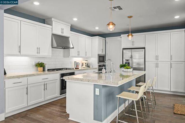 5859 Beechwood Loop, Dublin, CA 94568