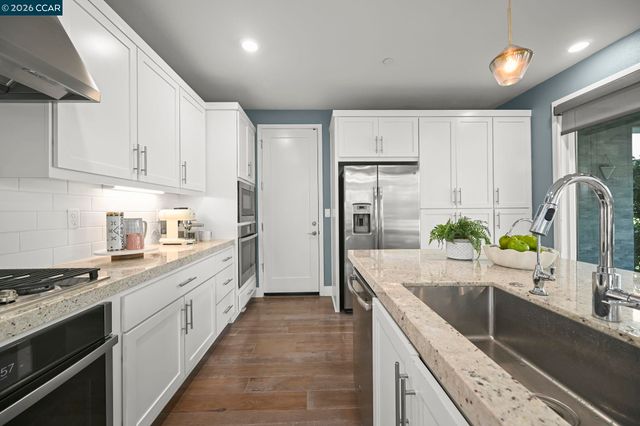 5859 Beechwood Loop, Dublin, CA 94568