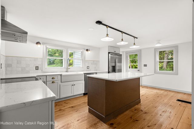 150 Main Street, Germantown, NY 12526