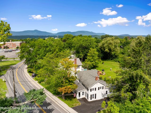 150 Main Street, Germantown, NY 12526
