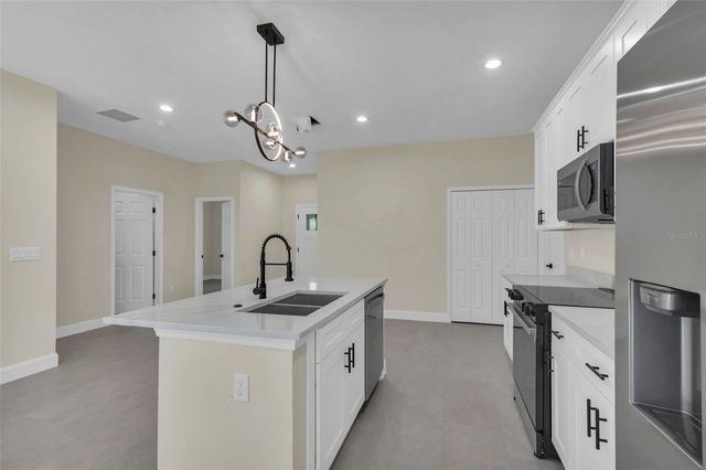 1686 17TH STREET, Orange City, FL 32763