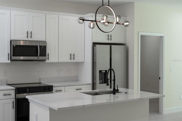 1686 17TH STREET, Orange City, FL 32763