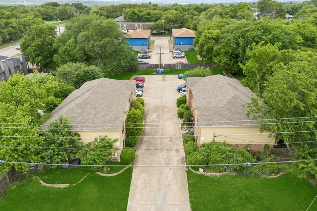 3736 Bonnie Drive, Fort Worth, TX 76116