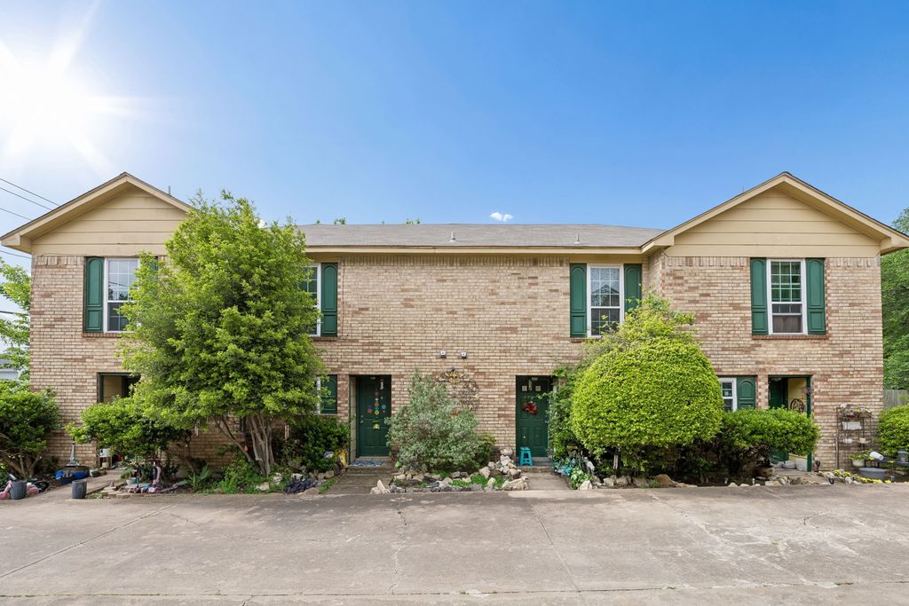 3736 Bonnie Drive, Fort Worth, TX 76116
