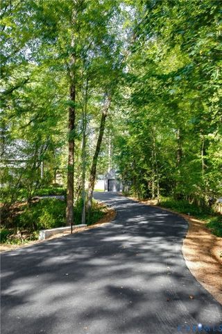7438 Cherokee Rd, Richmond, VA 23225