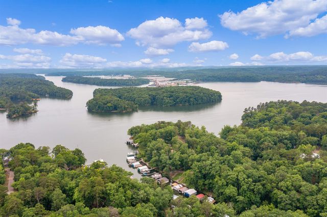 42 CR 329 RD, Iuka, MS 38352