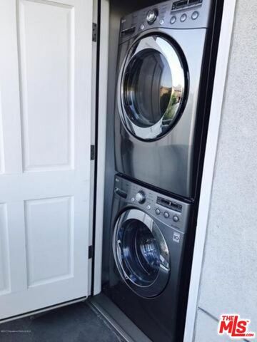 1025 Dewey Avenue 202, Los Angeles, CA 90006