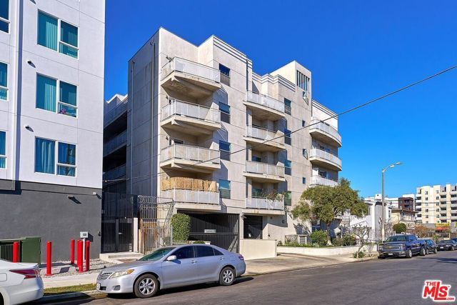 1025 Dewey Avenue 202, Los Angeles, CA 90006
