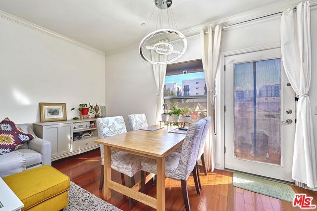 1025 Dewey Avenue 202, Los Angeles, CA 90006