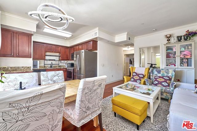1025 Dewey Avenue 202, Los Angeles, CA 90006