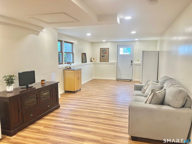 81 Briarwood Drive, Guilford, CT 06437