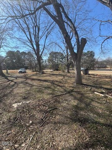 1922 Long Dairy Road, Graham, NC 27253