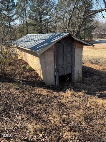 1922 Long Dairy Road, Graham, NC 27253