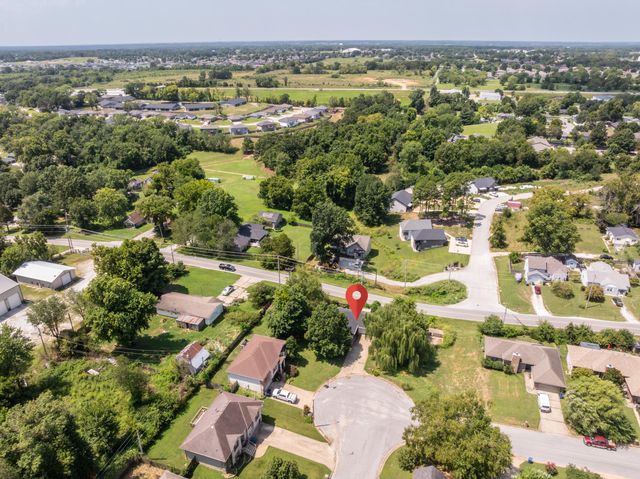433 S Devonshire Street, Nixa, MO 65714