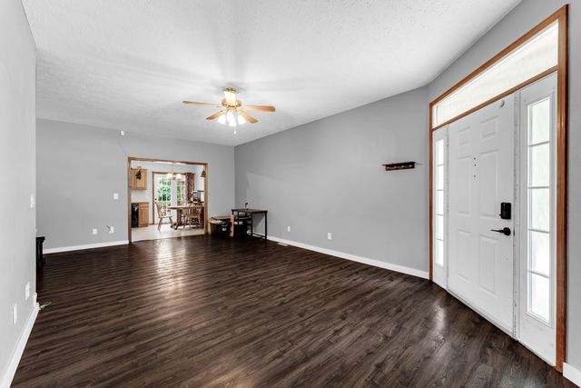 433 S Devonshire Street, Nixa, MO 65714
