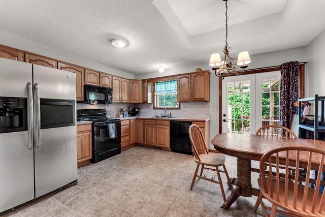 433 S Devonshire Street, Nixa, MO 65714