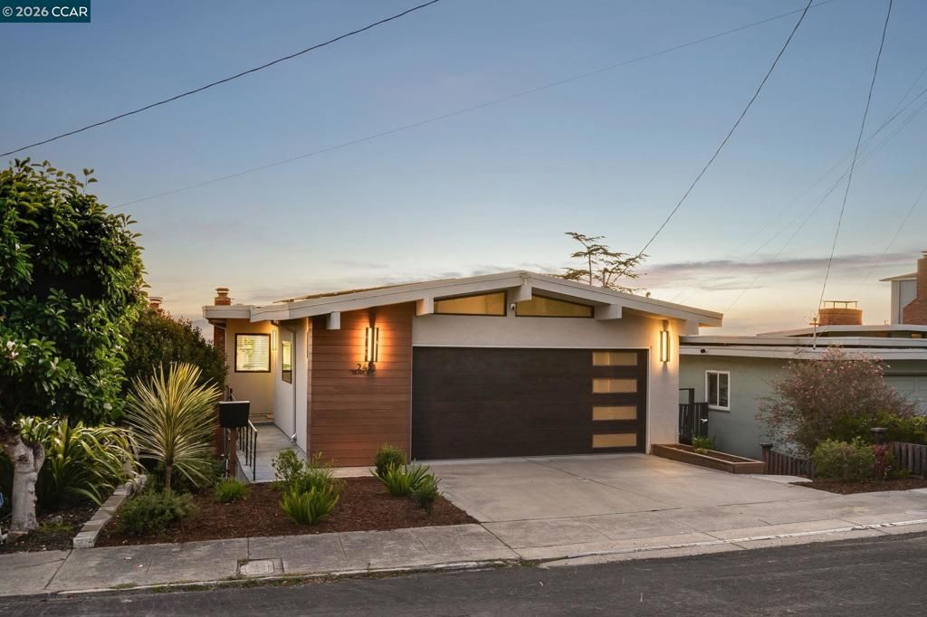 Image 1 of property listing at 2431 Tulare Ave, El Cerrito, CA 94530