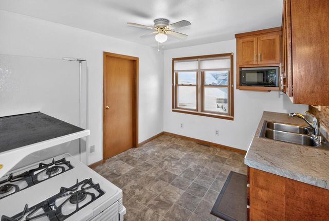 2826 S Chase AVENUE, Milwaukee, WI 53207