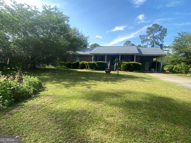 615 E 28th Avenue, Cordele, GA 31015