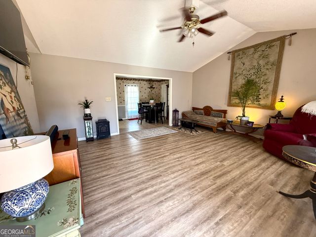 615 E 28th Avenue, Cordele, GA 31015