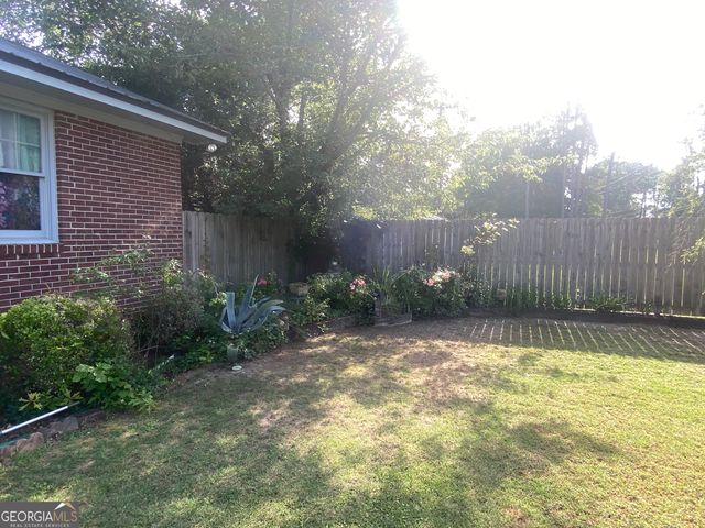 615 E 28th Avenue, Cordele, GA 31015