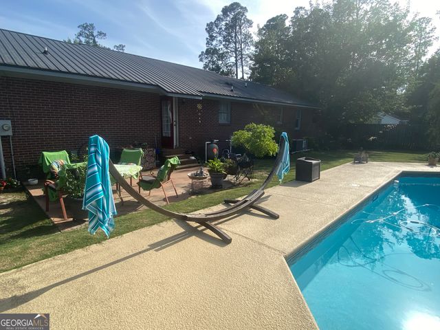 615 E 28th Avenue, Cordele, GA 31015