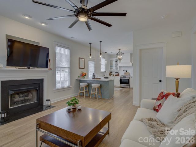 1305 Barnett Woods Crossing, Fort Mill, SC 29708